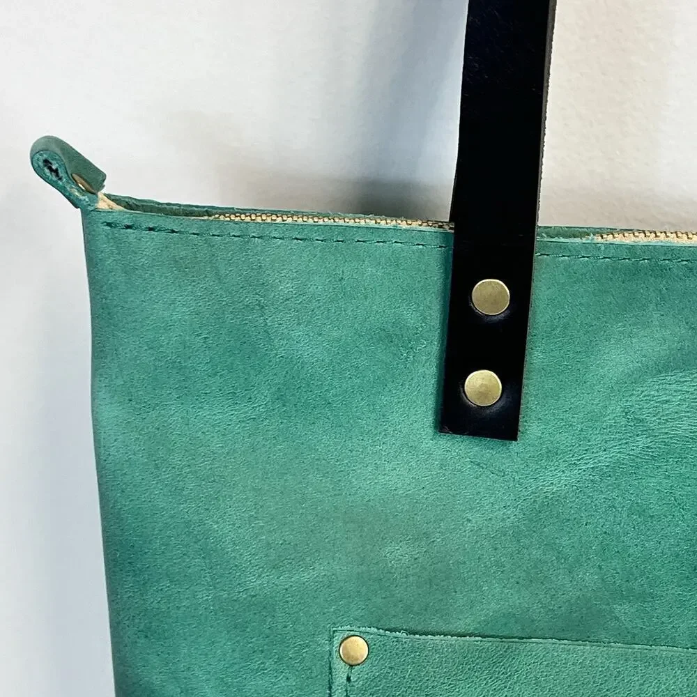 Portland Leather Goods Green Black Leather Handbag Tote Zip Close Pockets 12x15